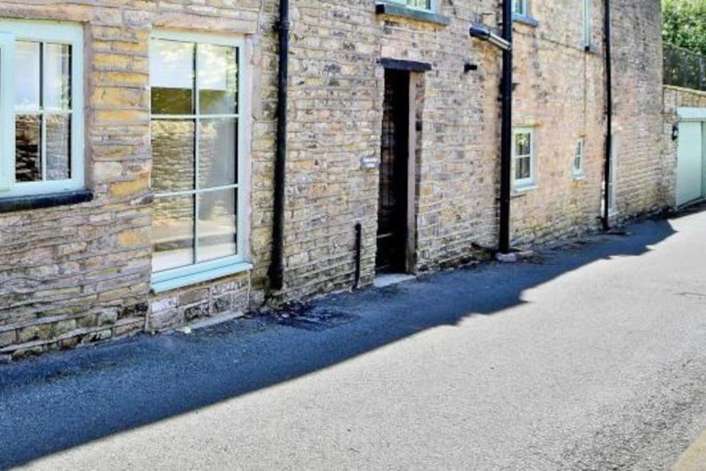 Cosy Retreat In Rainow, Western Peak District