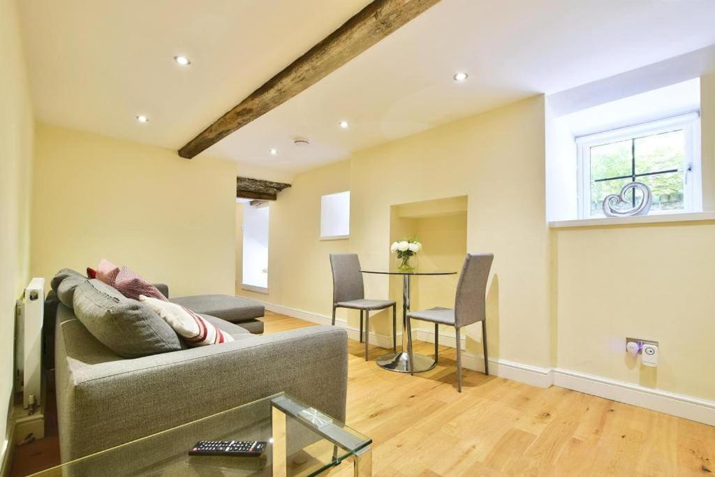 Cosy Retreat In Rainow, Western Peak District Rainow
